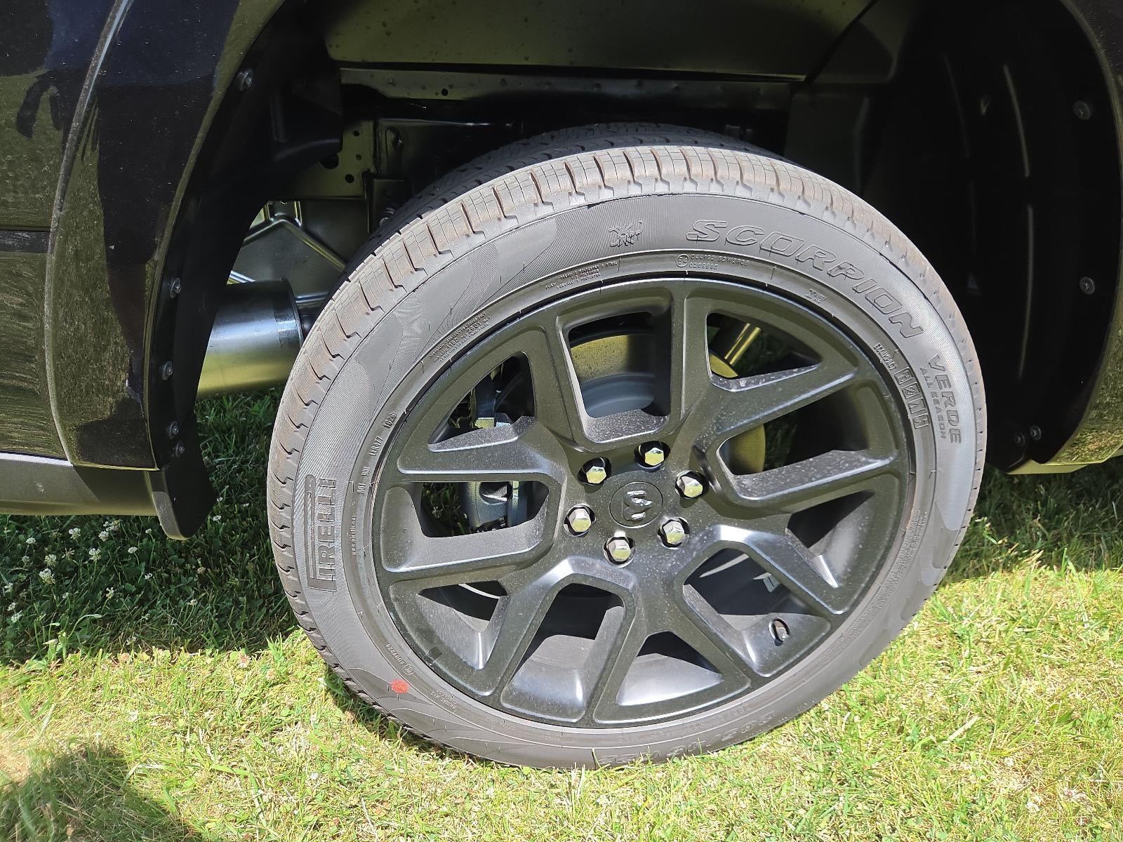 2026 RAM 1500 Laramie 4x4 Crew Cab 5'7" Box