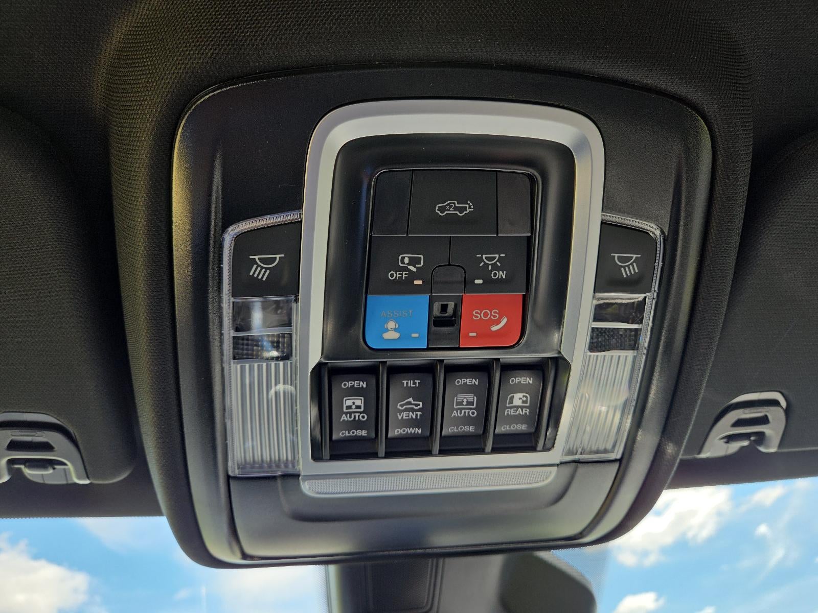 2026 RAM 1500 Laramie 4x4 Crew Cab 5'7" Box