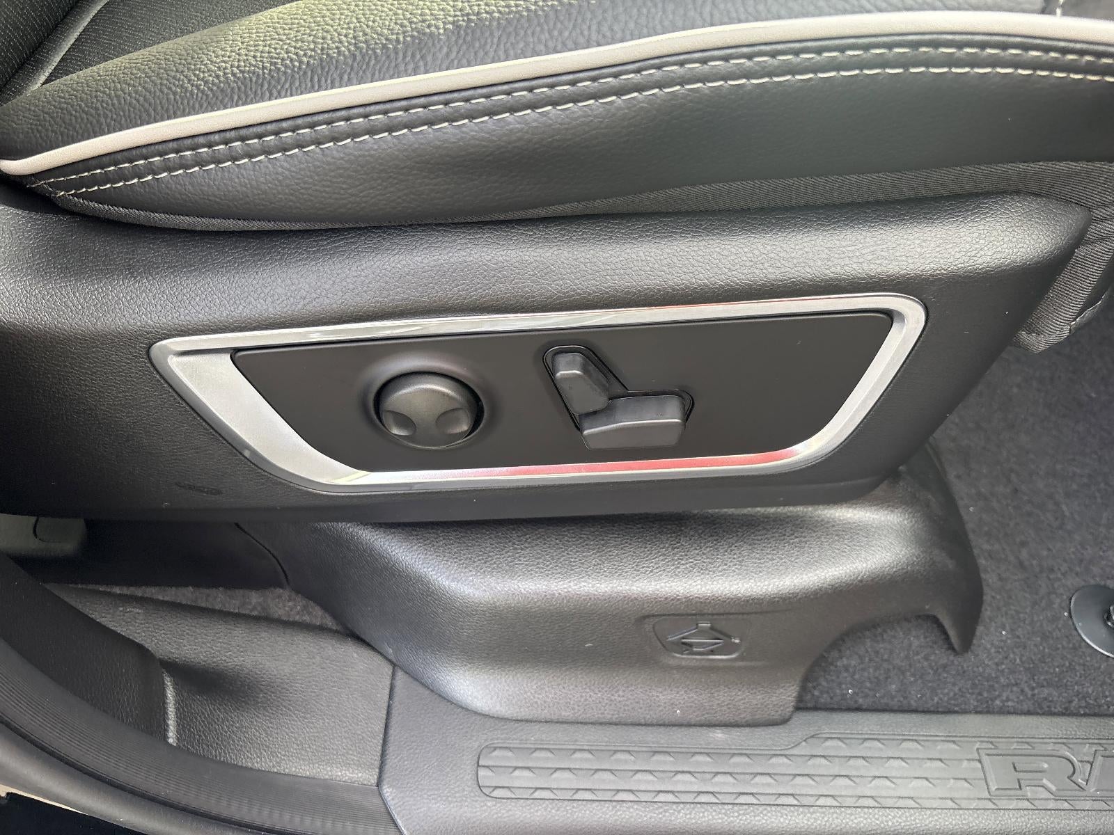 2026 RAM 1500 Laramie 4x4 Crew Cab 5'7" Box