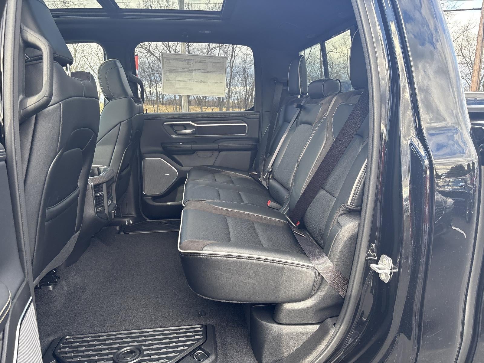 2026 RAM 1500 Laramie 4x4 Crew Cab 5'7" Box