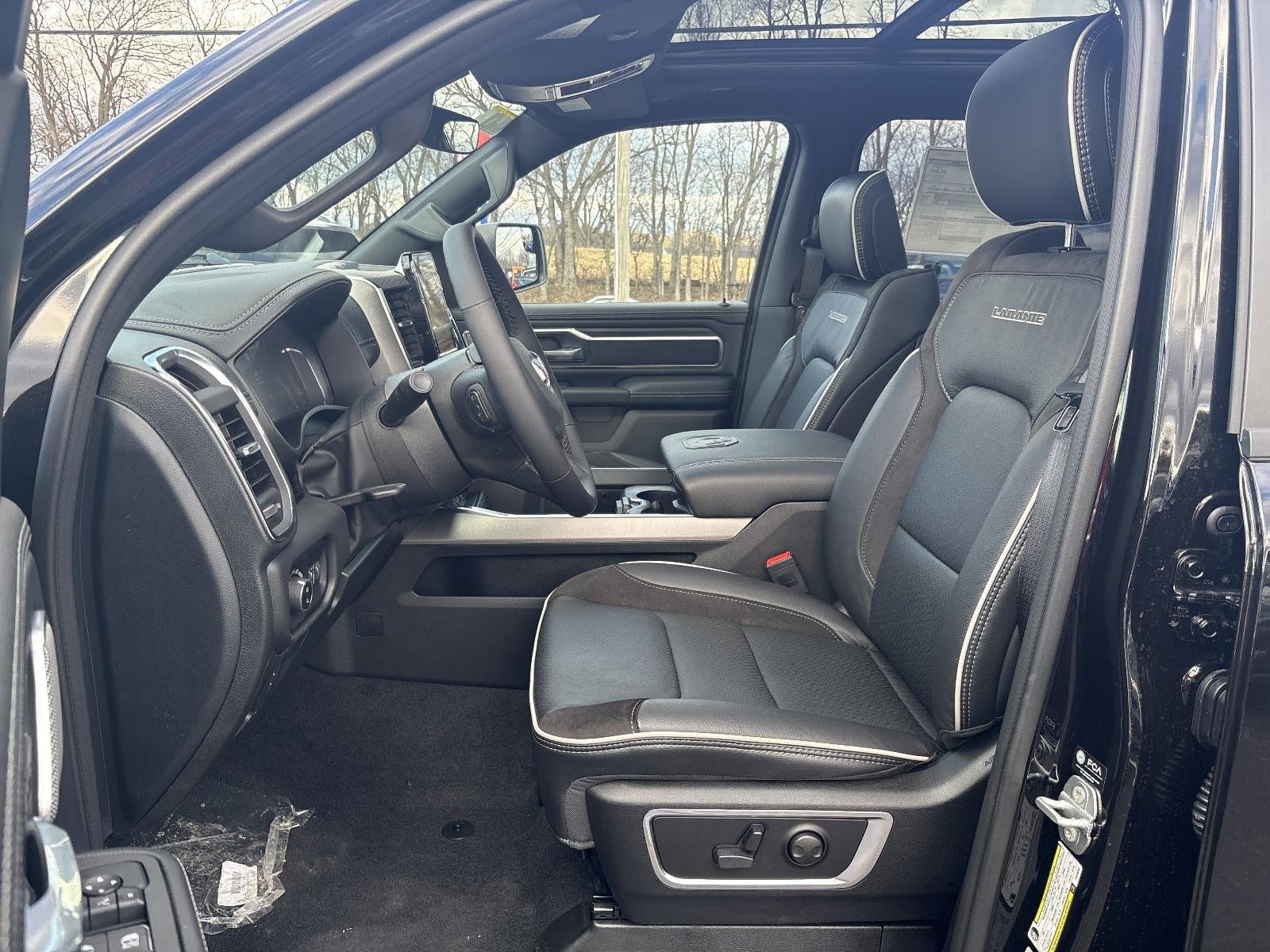 2026 RAM 1500 Laramie 4x4 Crew Cab 5'7" Box