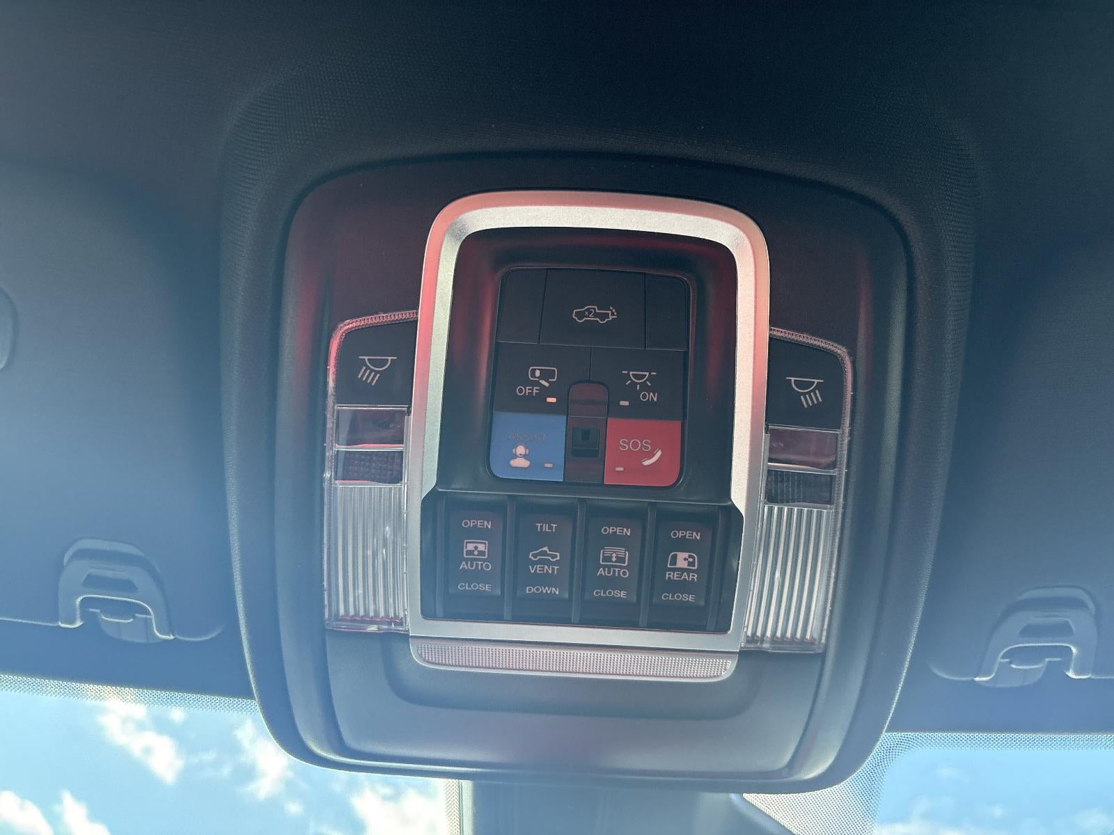 2026 RAM 1500 Laramie 4x4 Crew Cab 5'7" Box