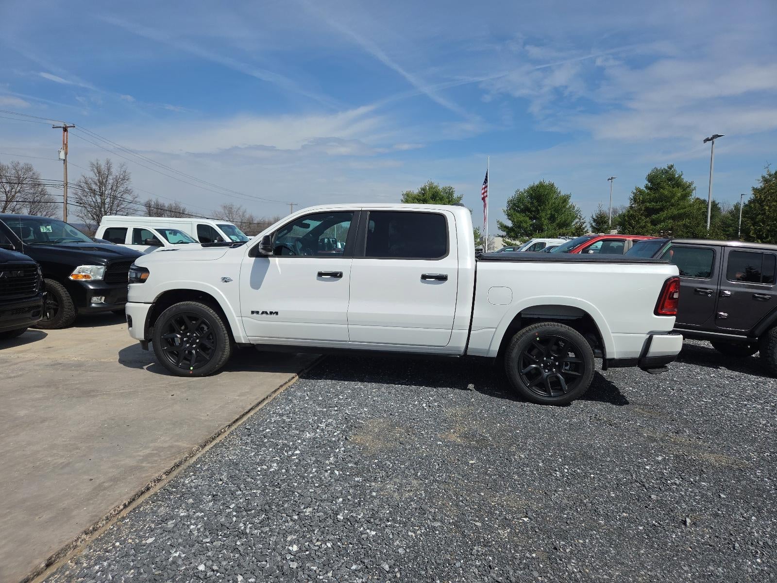 2026 RAM 1500 Laramie 4x4 Crew Cab 5'7" Box