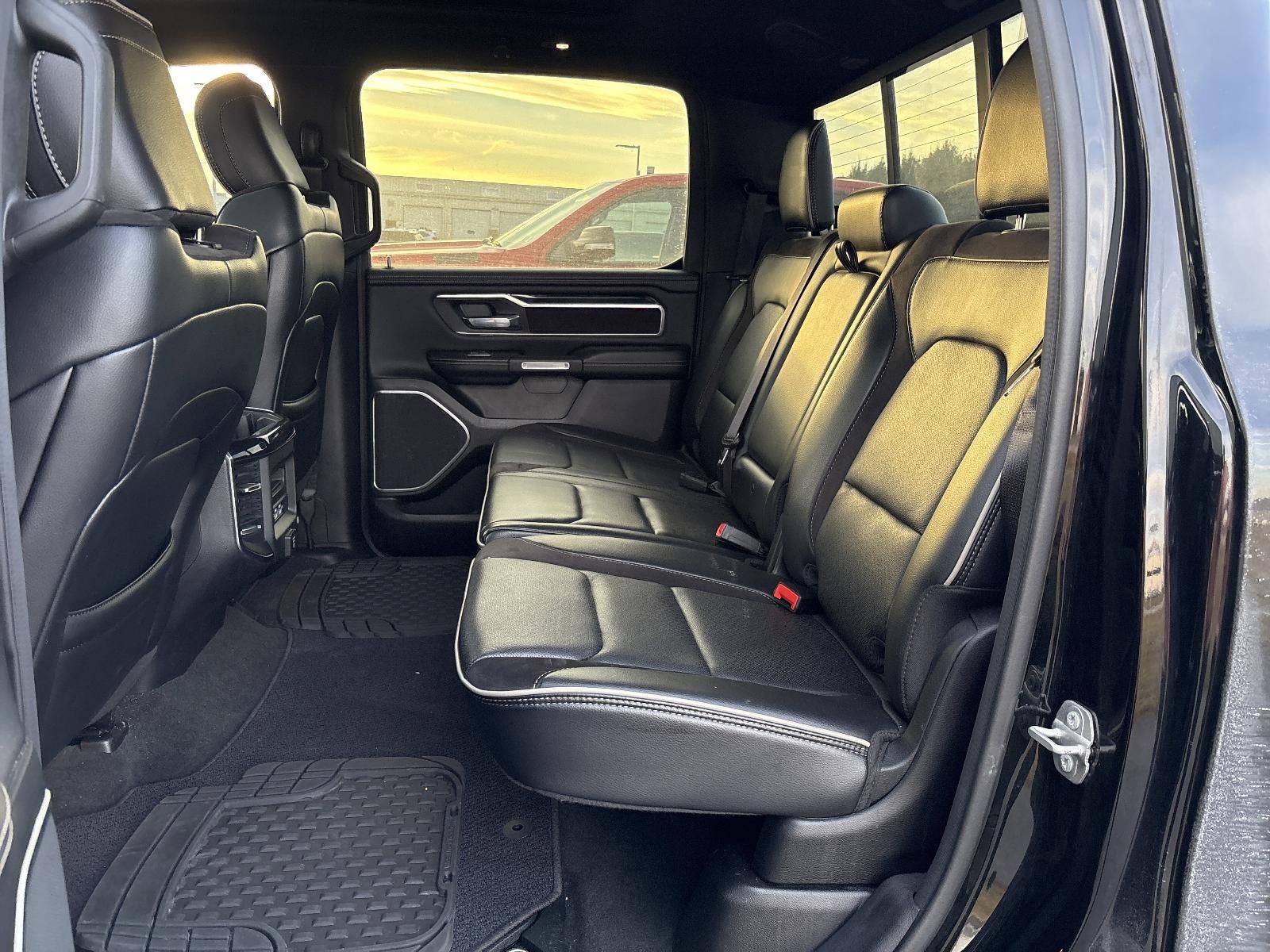 2022 RAM 1500 Laramie 4x4 Crew Cab 5'7" Box