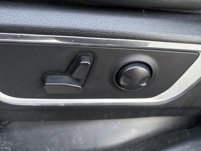 2022 RAM 1500 Laramie 4x4 Crew Cab 5'7" Box