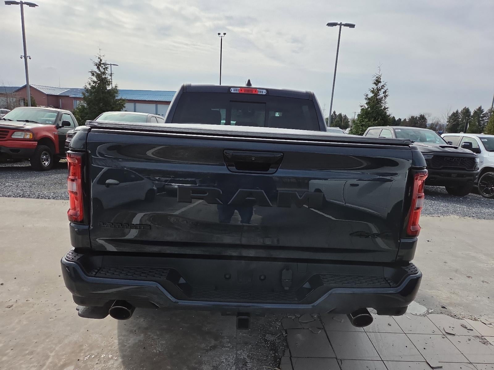 2026 RAM 1500 Laramie 4x4 Crew Cab 5'7" Box