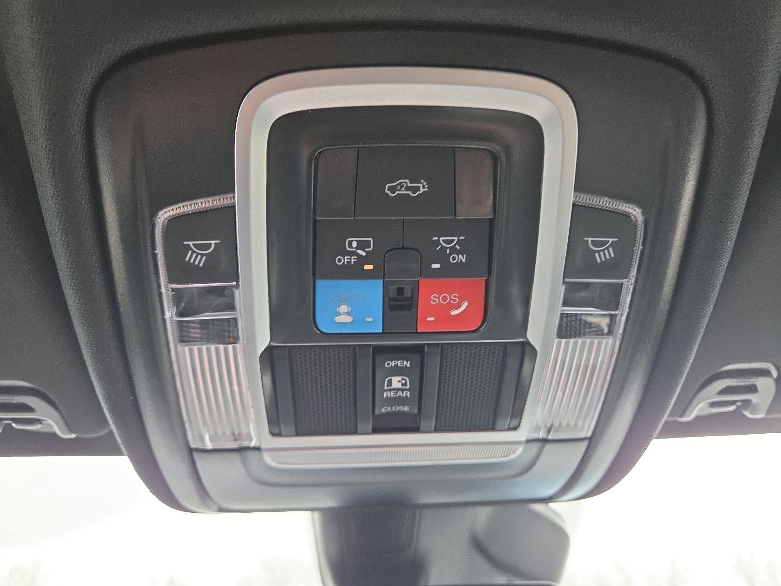 2026 RAM 1500 Laramie 4x4 Crew Cab 5'7" Box