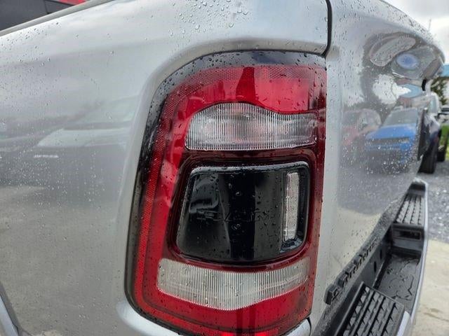 2022 RAM 1500 Laramie 4x4 Crew Cab 5'7" Box