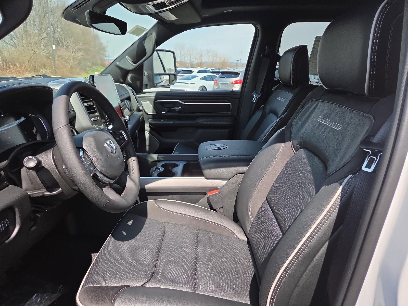 2026 RAM 1500 Laramie 4x4 Crew Cab 5'7" Box