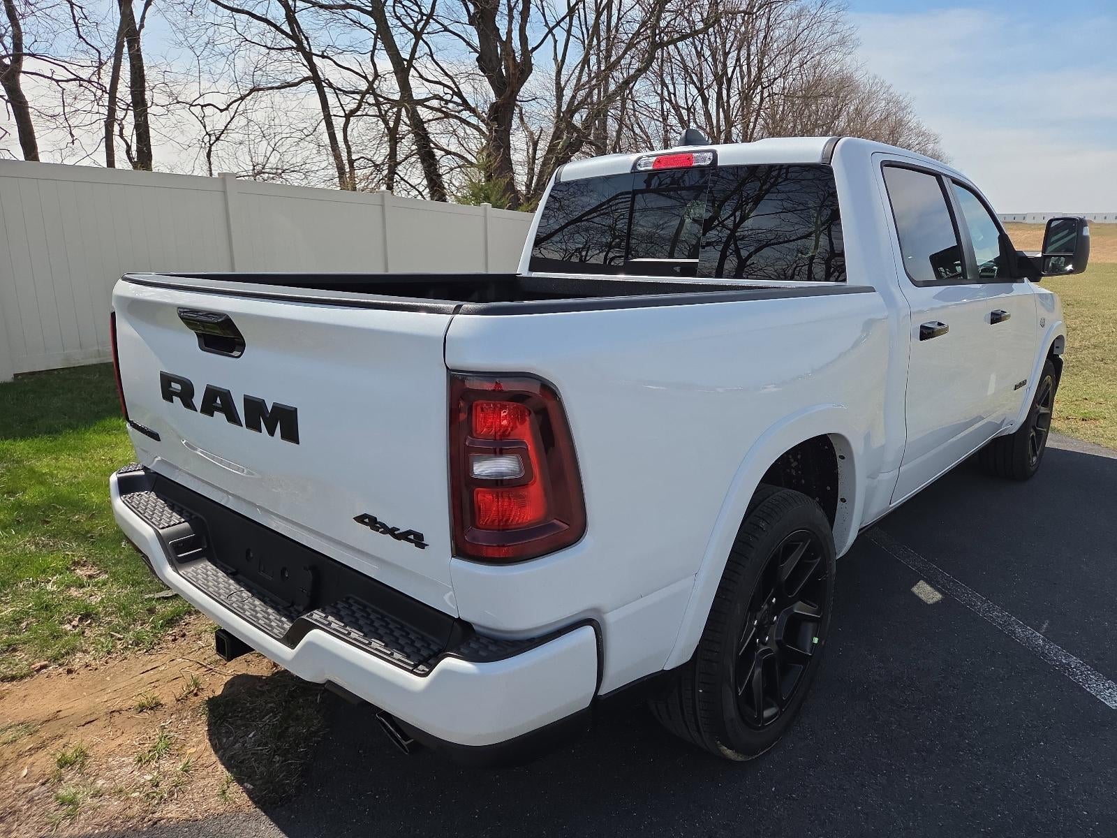 2026 RAM 1500 Laramie 4x4 Crew Cab 5'7" Box