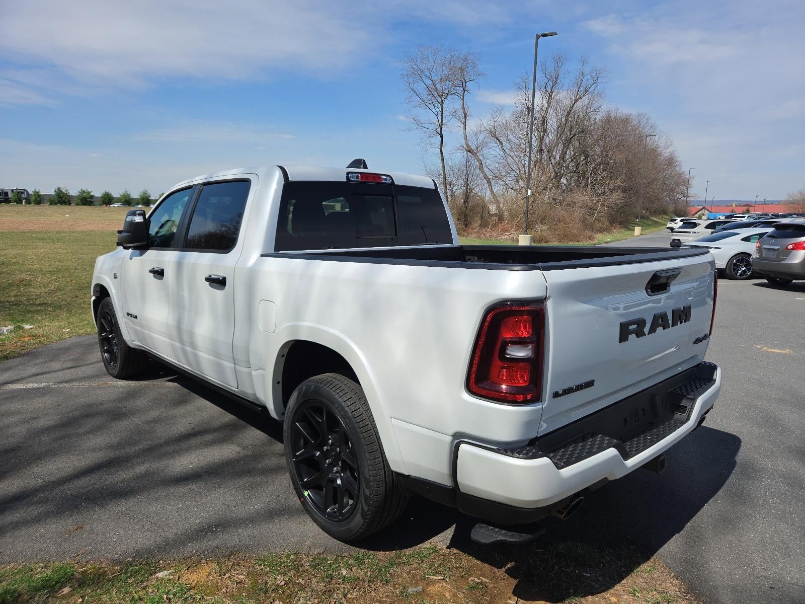 2026 RAM 1500 Laramie 4x4 Crew Cab 5'7" Box