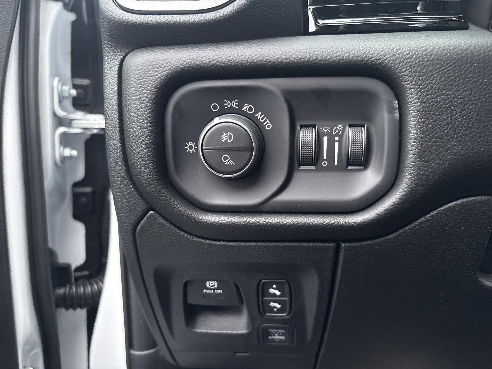 2026 RAM 1500 Rebel 4x4 Crew Cab 5'7" Box