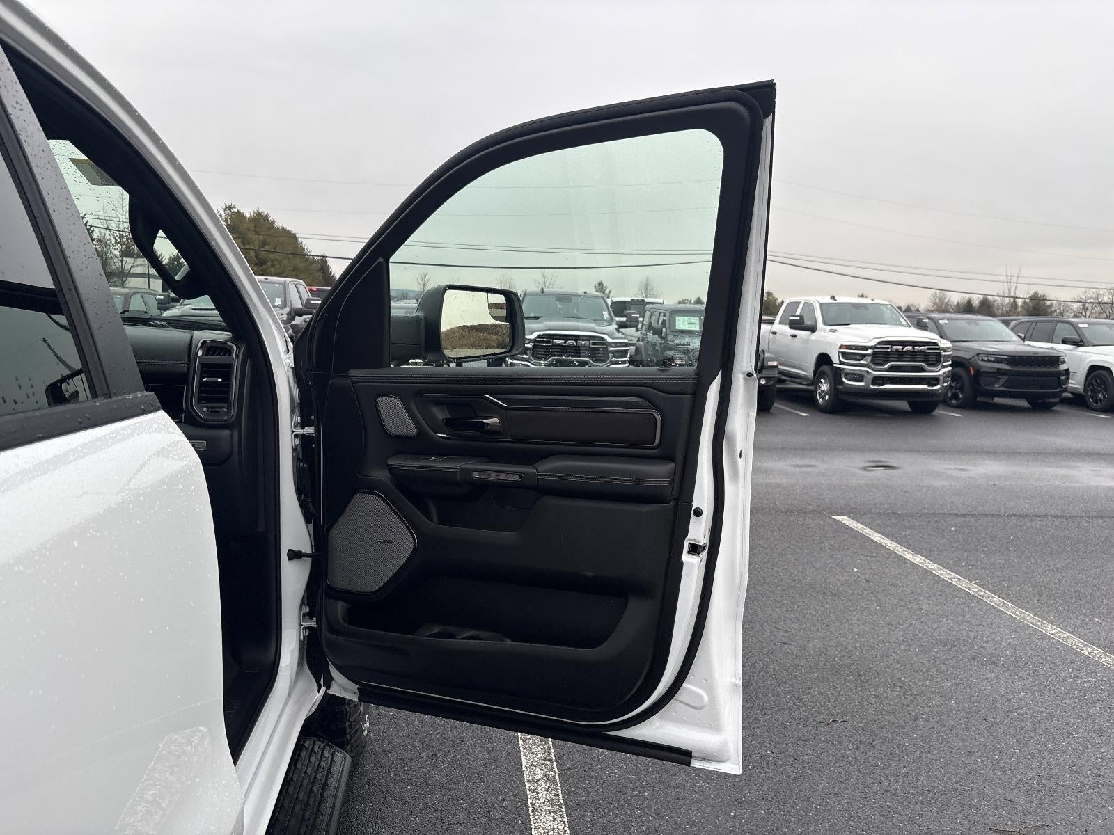 2026 RAM 1500 Rebel 4x4 Crew Cab 5'7" Box