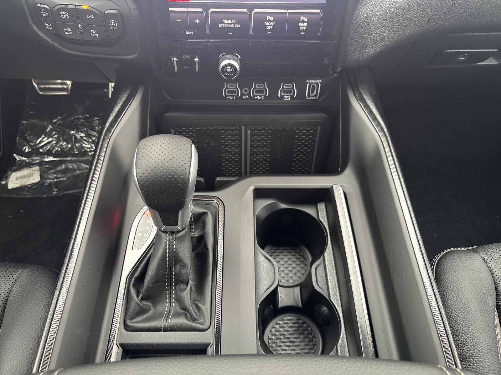 2026 RAM 1500 Rebel 4x4 Crew Cab 5'7" Box