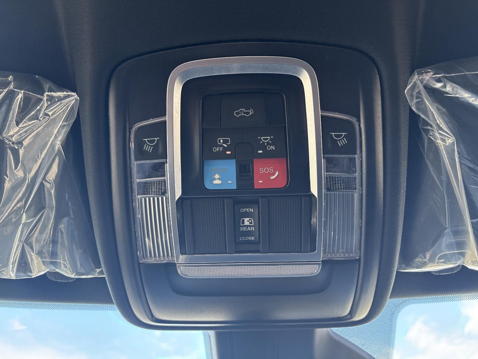 2026 RAM 1500 Rebel 4x4 Crew Cab 5'7" Box