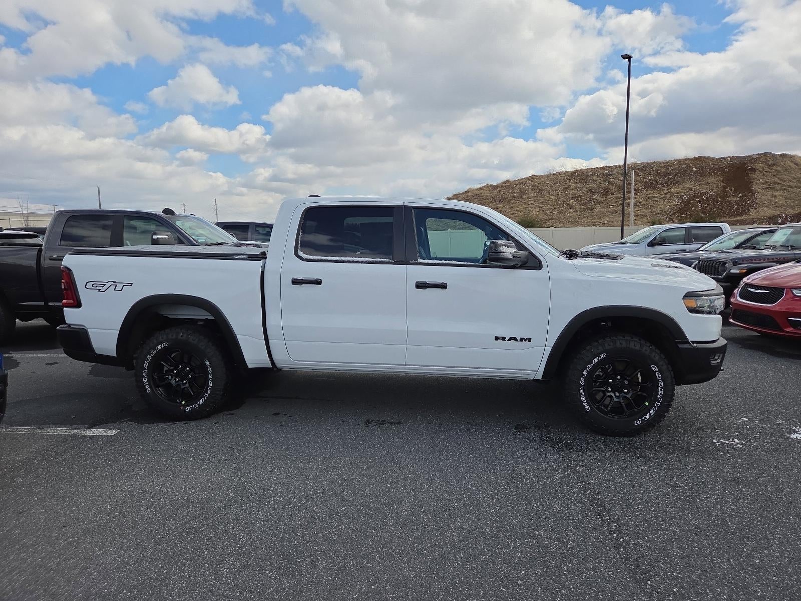 2026 RAM 1500 Rebel 4x4 Crew Cab 5'7" Box