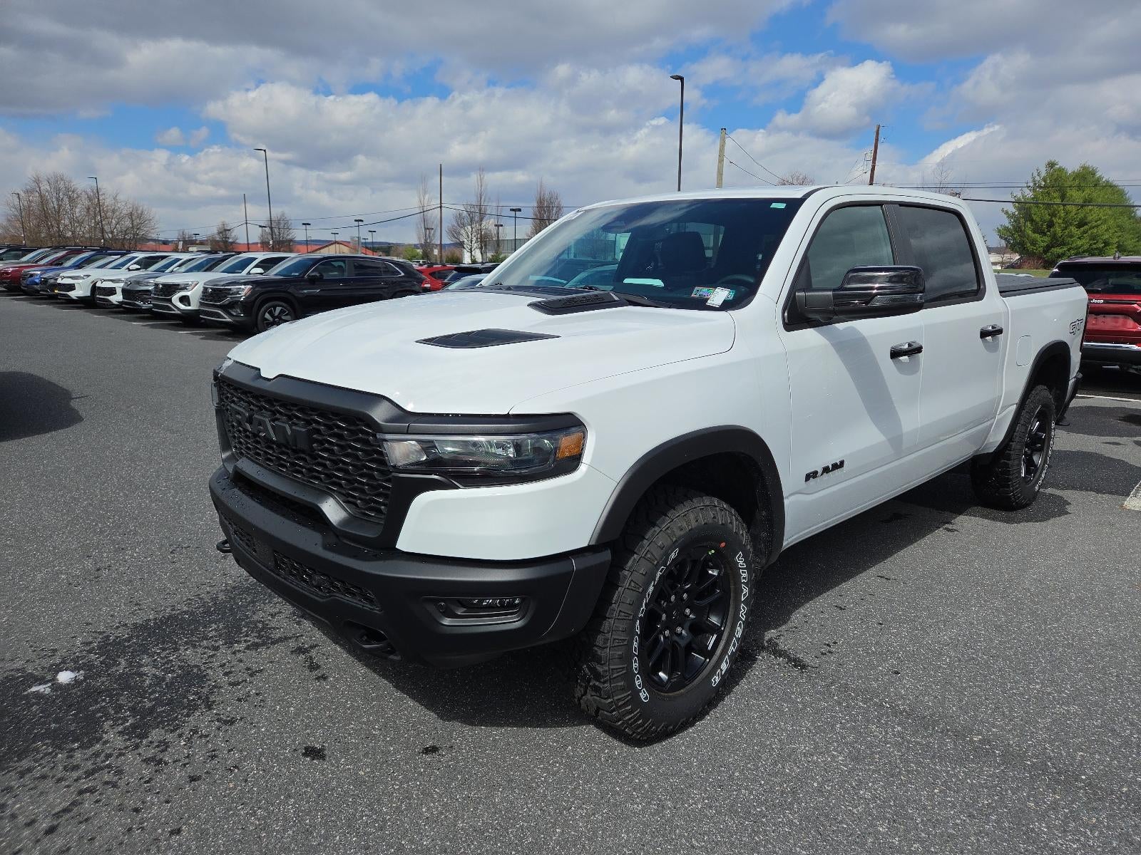 2026 RAM 1500 Rebel 4x4 Crew Cab 5'7" Box