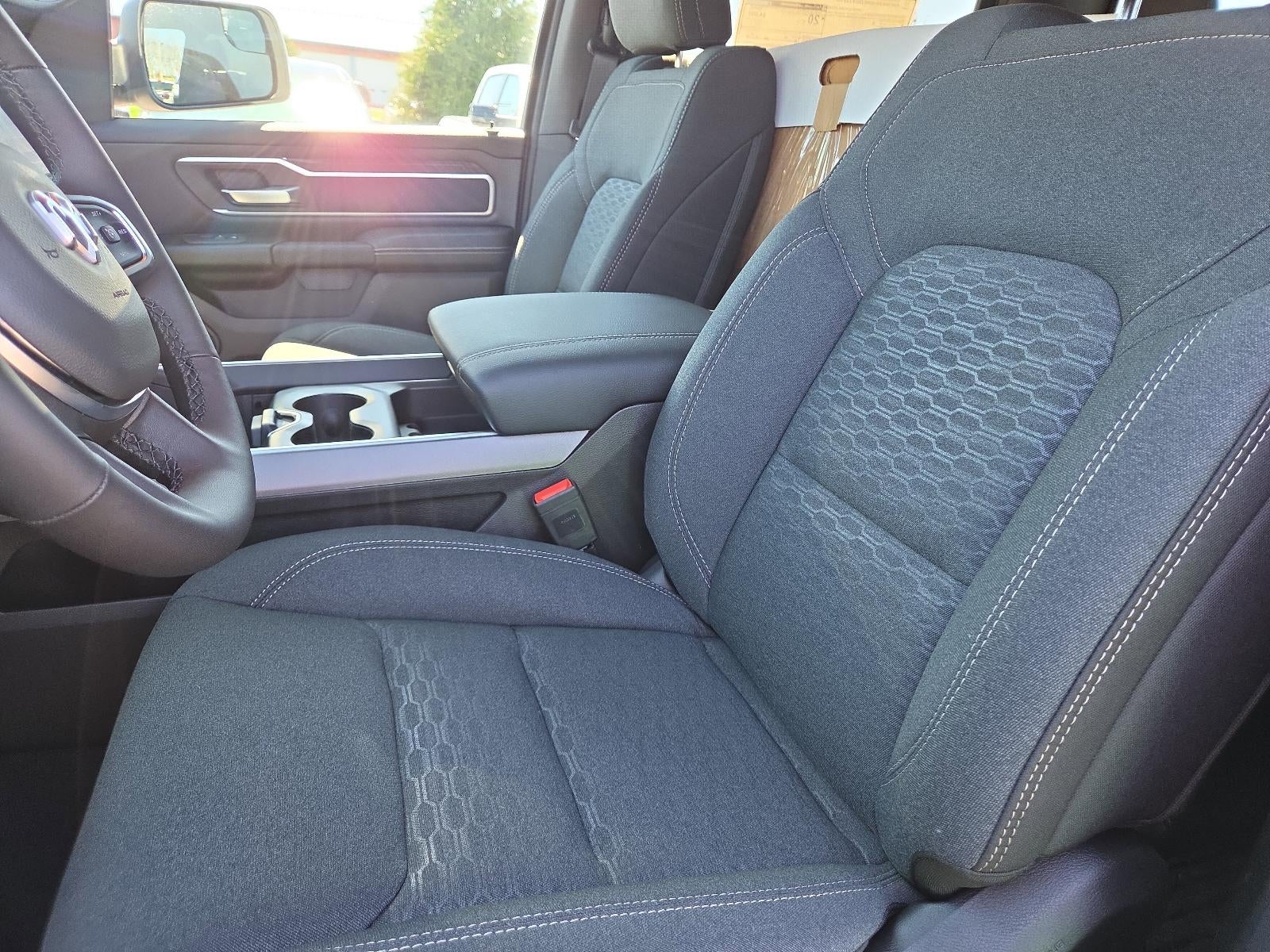 2026 RAM 1500 Big Horn 4x4 Crew Cab 6'4" Box