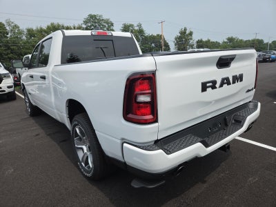 2026 RAM 1500 Express 4x4 Crew Cab 6'4" Box