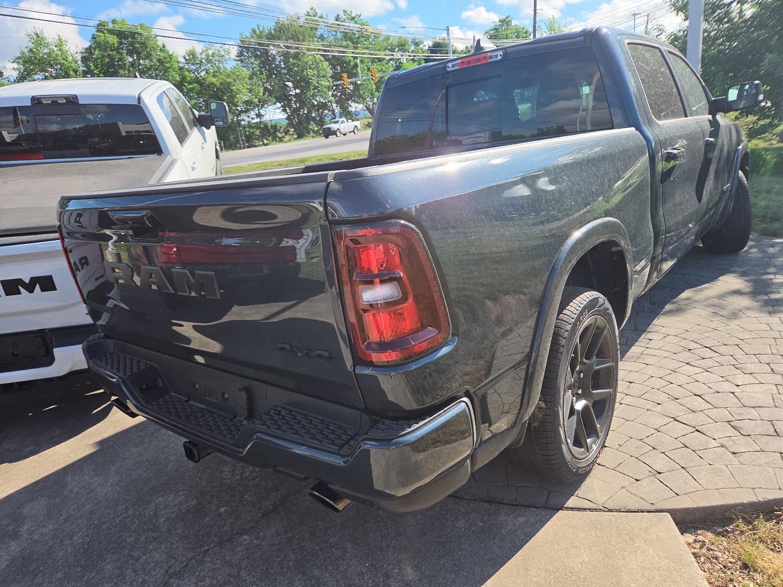 2026 RAM 1500 Laramie 4x4 Crew Cab 6'4" Box