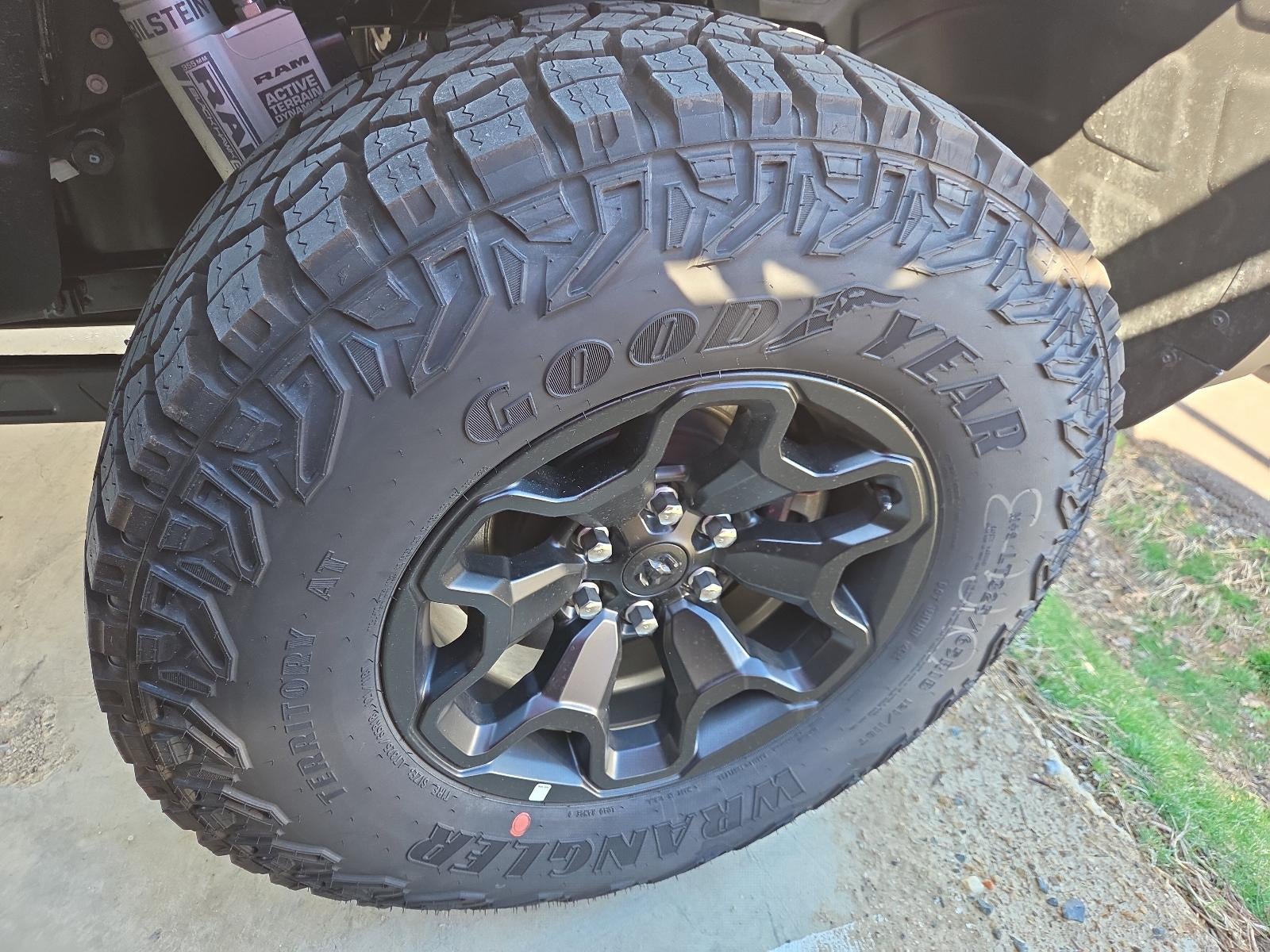2026 RAM 1500 RHO 4x4 Crew Cab 5'7" Box