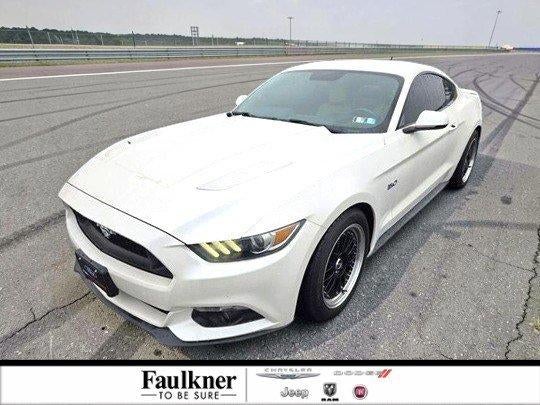 2017 Ford Mustang GT Premium Fastback