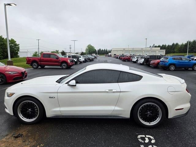 2017 Ford Mustang GT Premium Fastback