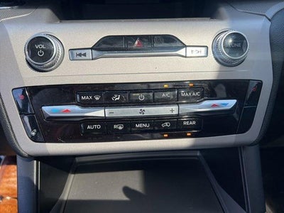 2023 Ford Explorer XLT 4WD