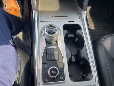 2023 Ford Explorer XLT 4WD