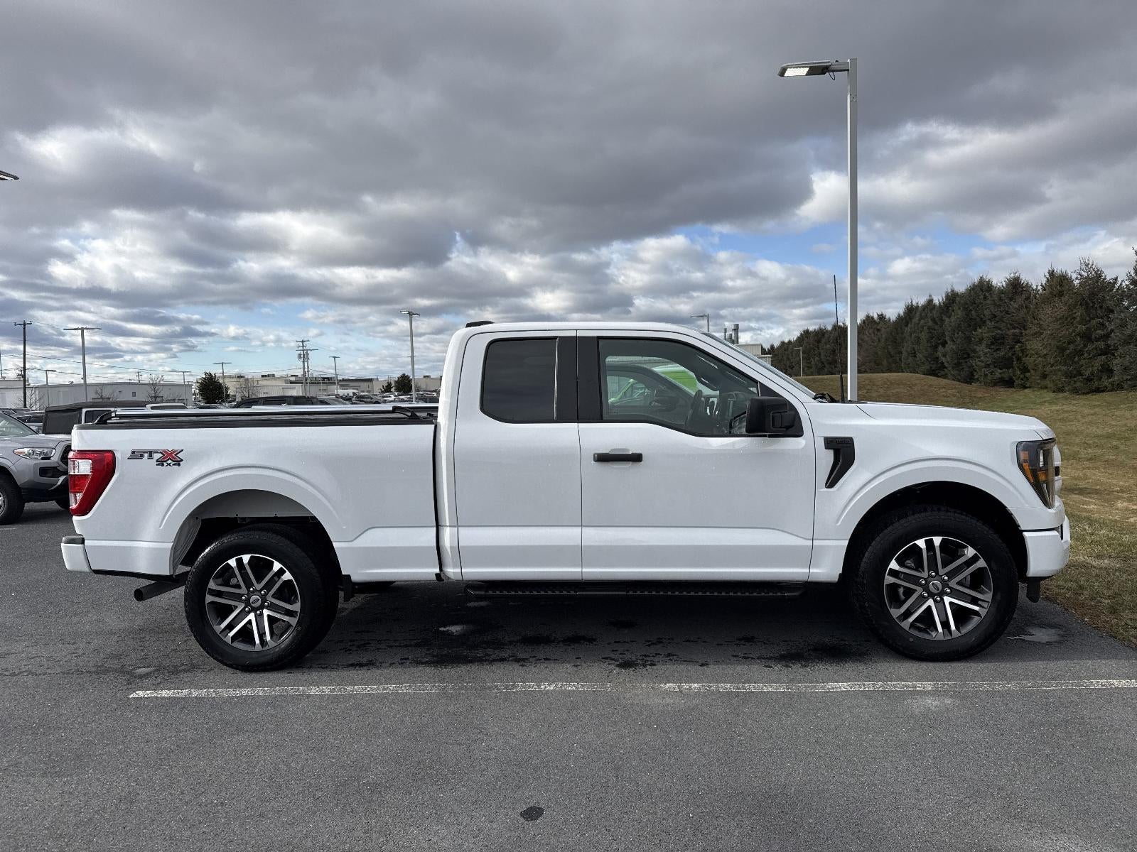 2023 Ford F-150 XL 4WD SuperCab 6.5' Box