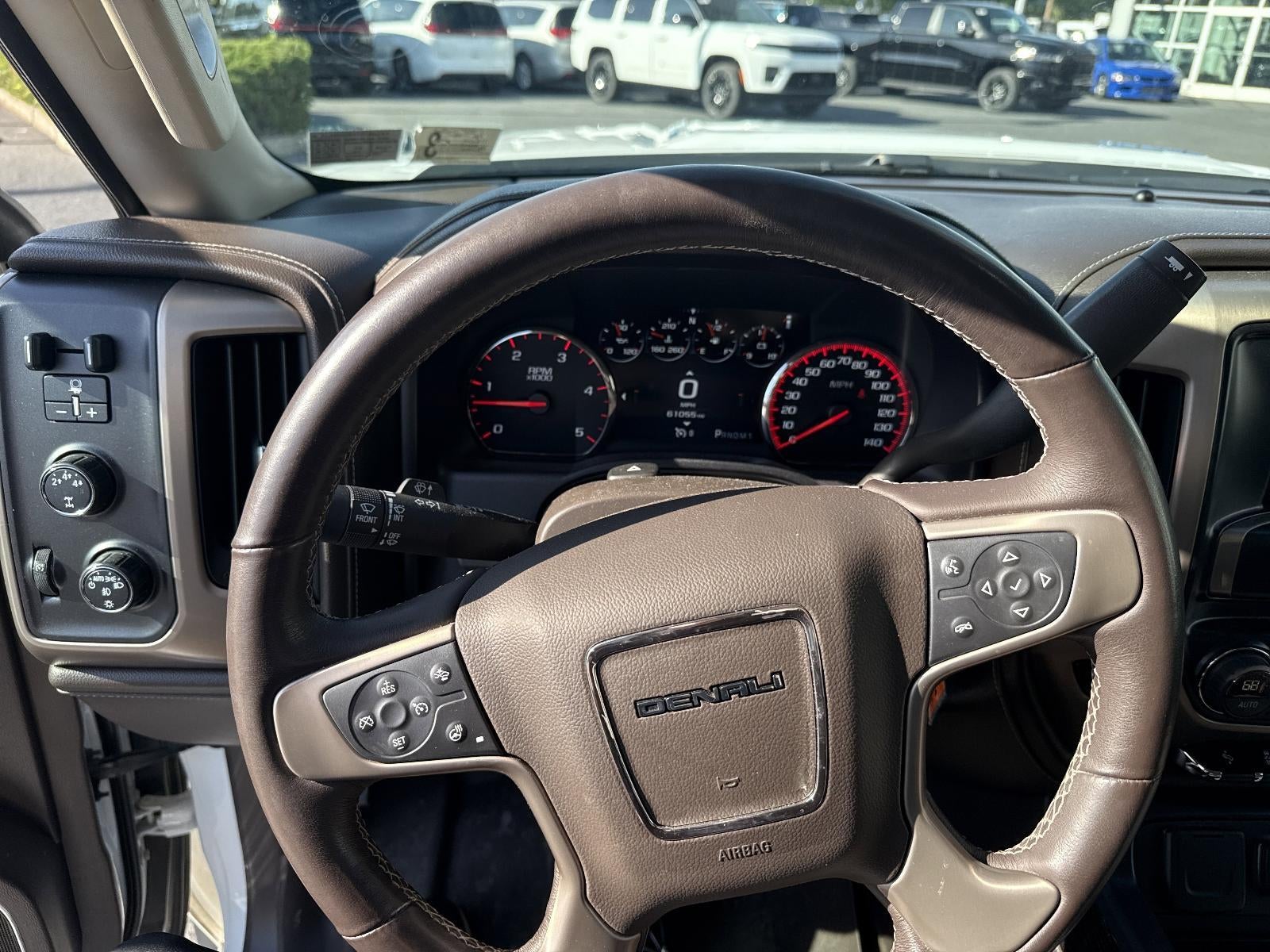 2016 GMC Sierra 2500 HD Crew Cab Standard Box 4-Wheel Drive Denali