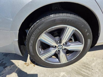2022 Nissan Altima 2.5 SV AWD Sedan