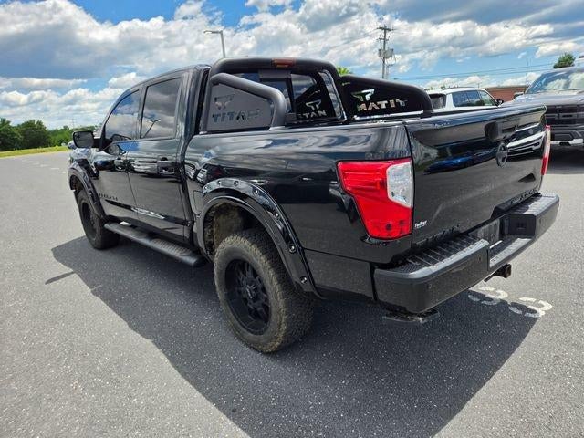 2019 Nissan Titan 4x4 Crew Cab SL