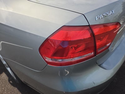 2012 Volkswagen Passat 4dr Sdn 2.5L Auto SE PZEV