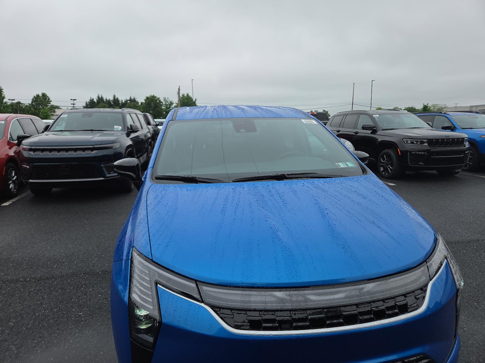 2027 Chrysler Pacifica Select FWD