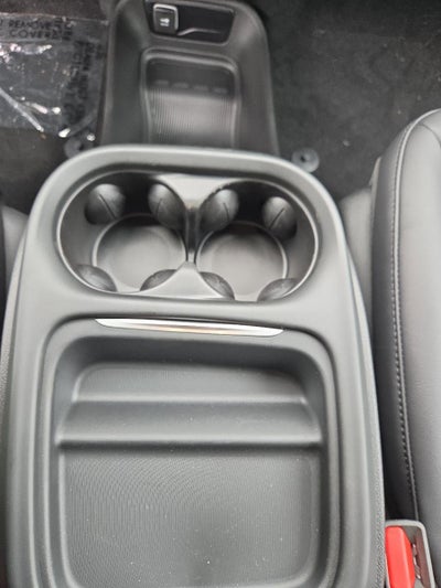 2027 Chrysler Pacifica Select FWD