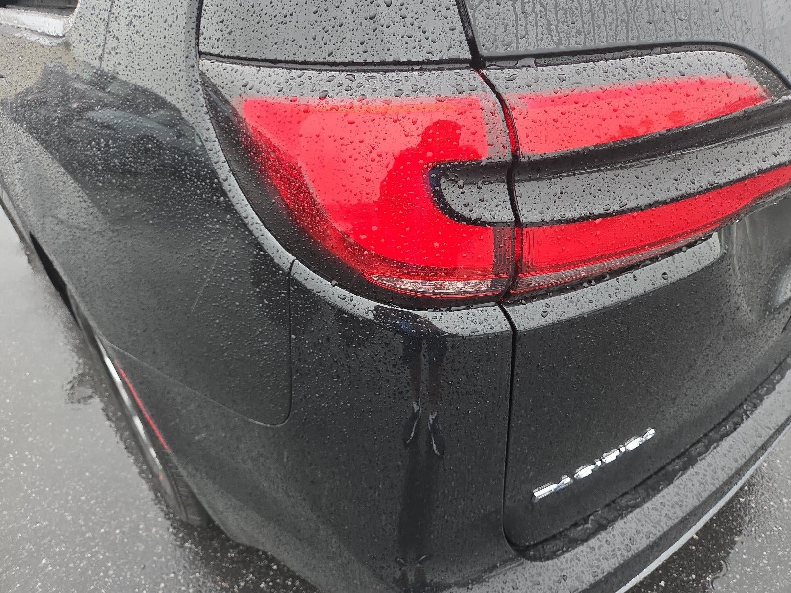 2027 Chrysler Pacifica Select FWD