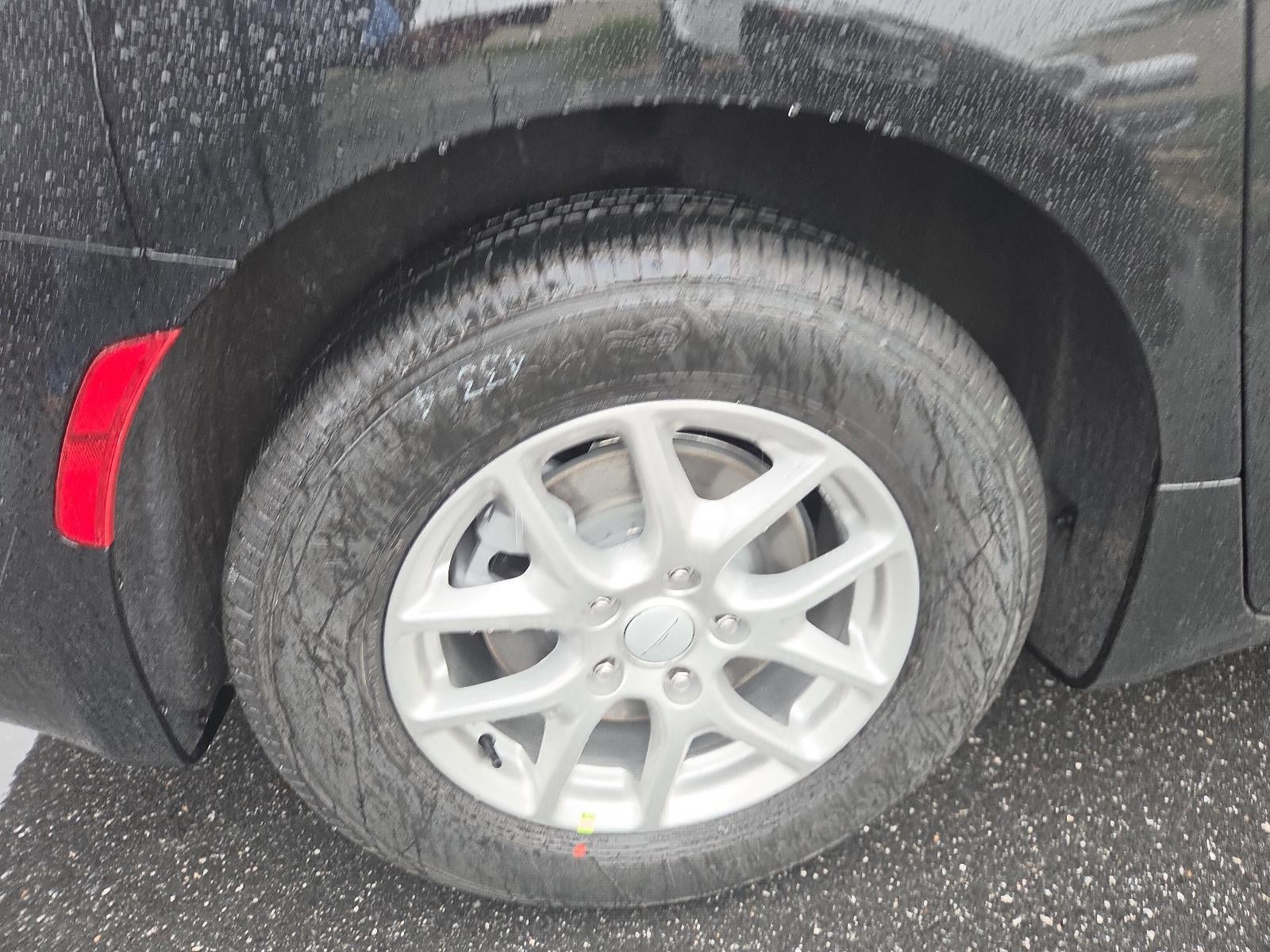 2027 Chrysler Pacifica Select FWD