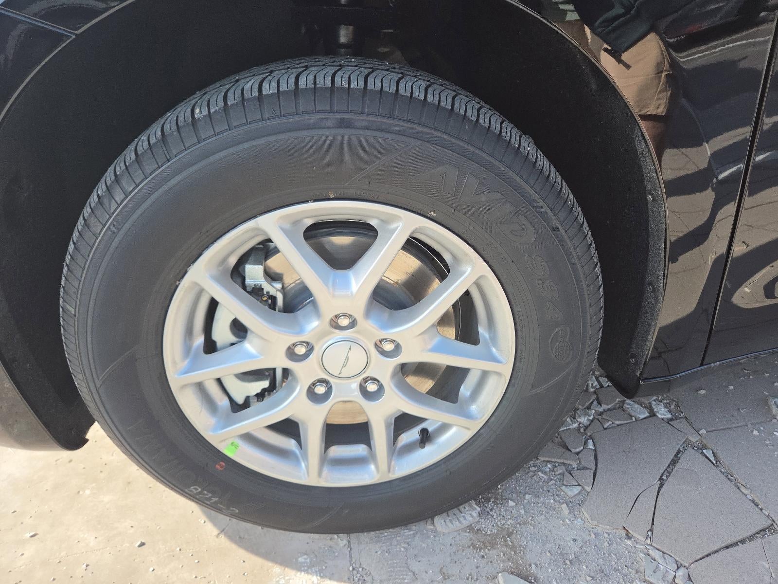 2027 Chrysler Pacifica Select FWD