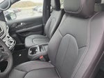 2027 Chrysler Pacifica Select FWD