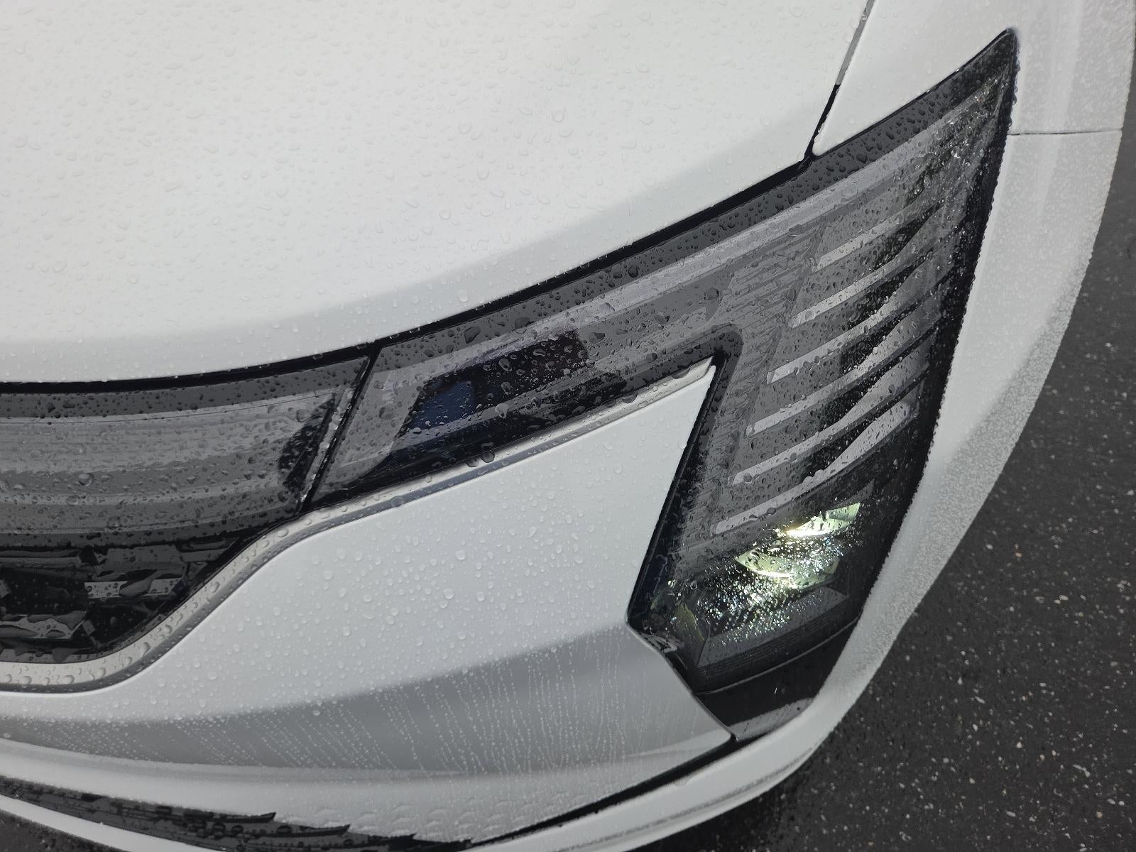2027 Chrysler Pacifica Select FWD