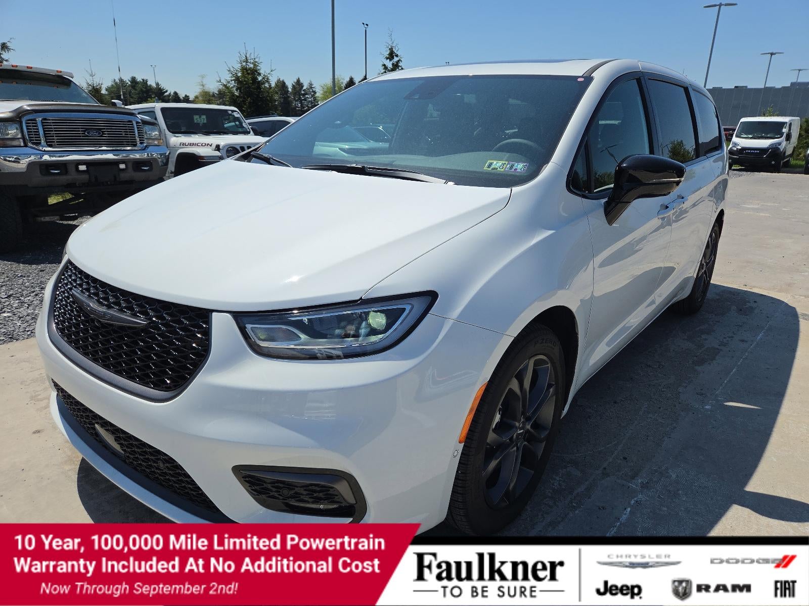 2026 Chrysler Pacifica Select FWD