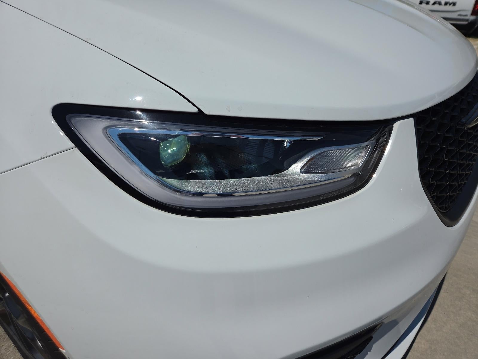 2026 Chrysler Pacifica Select FWD