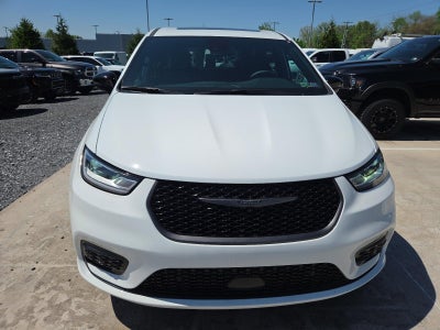 2026 Chrysler Pacifica Select FWD
