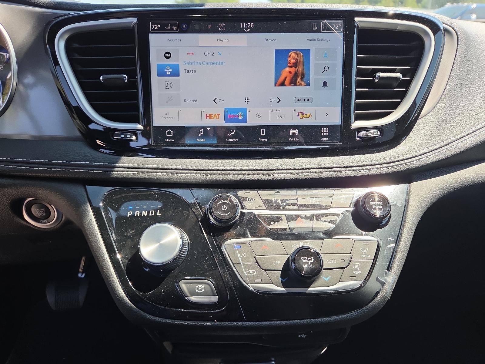 2026 Chrysler Pacifica Select FWD