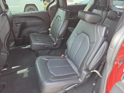 2025 Chrysler Pacifica Select FWD