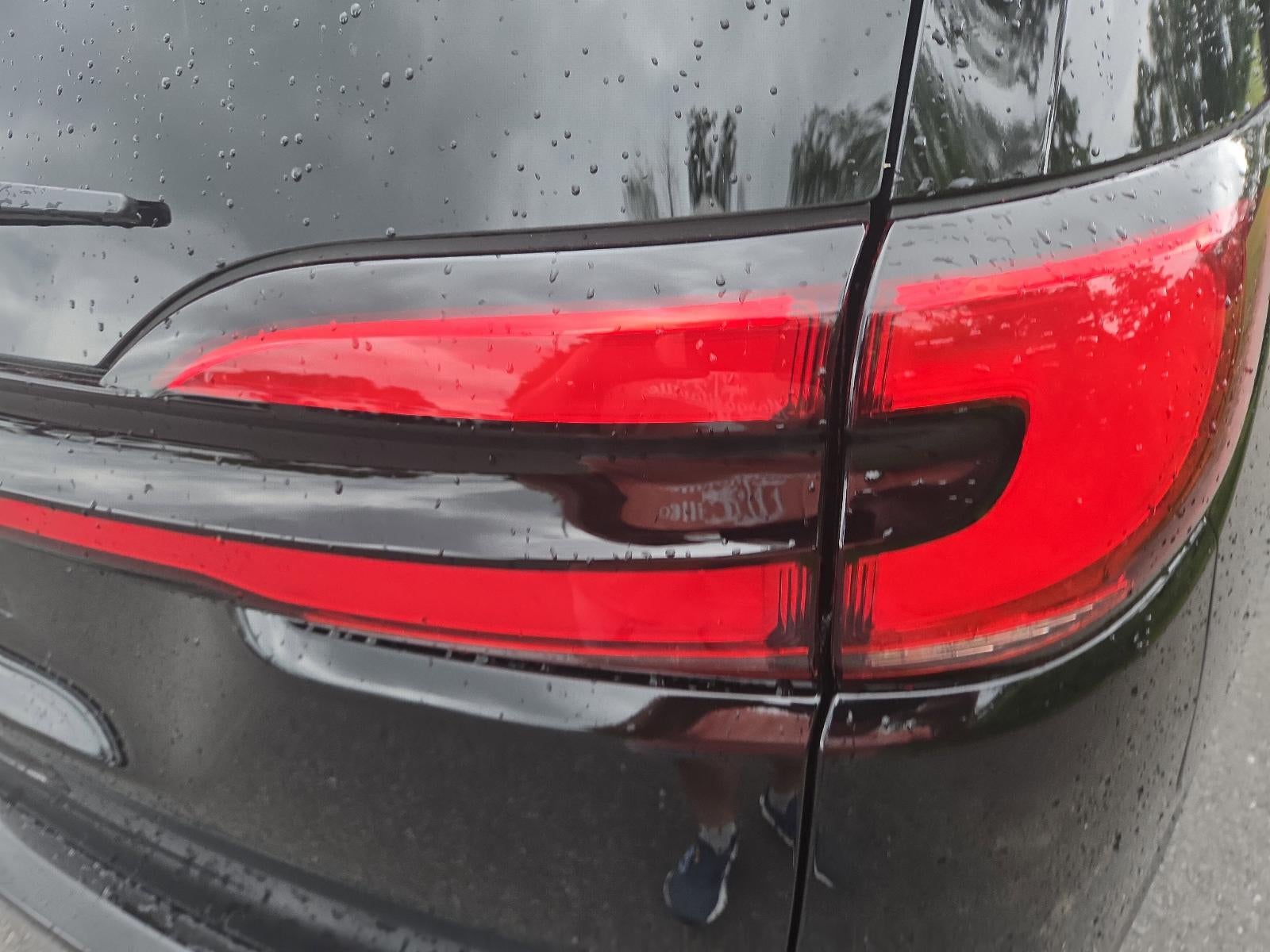 2027 Chrysler Pacifica Select FWD