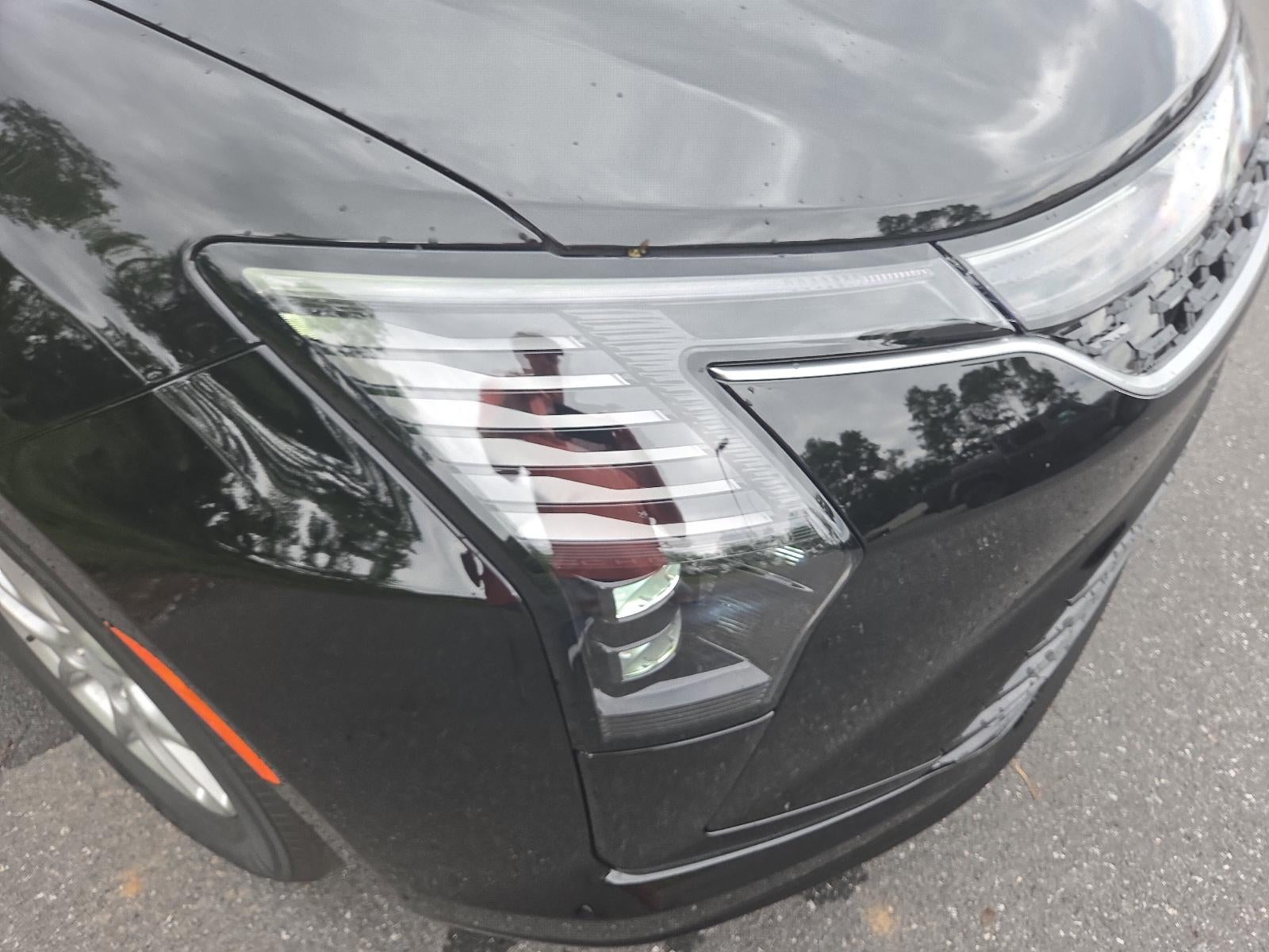 2027 Chrysler Pacifica Select FWD