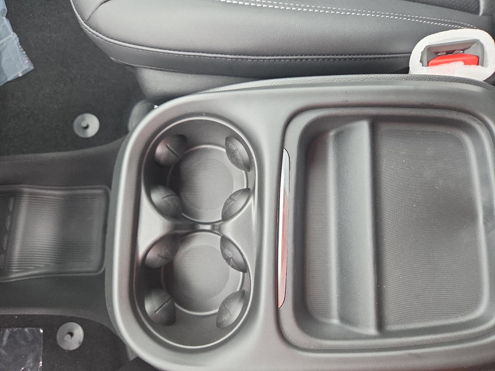 2027 Chrysler Pacifica Select FWD
