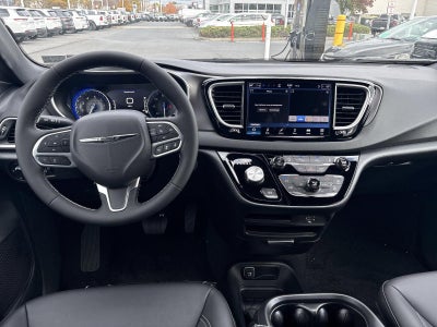 2026 Chrysler Voyager LX FWD